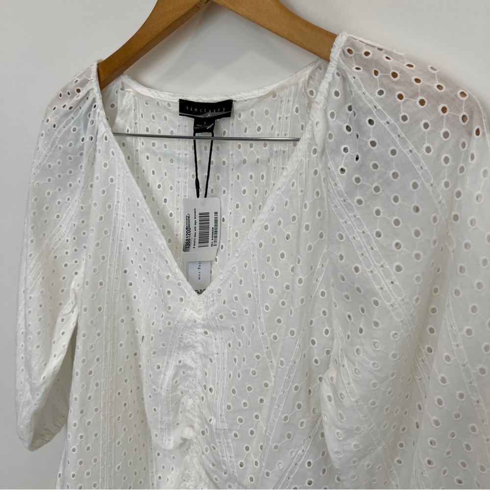 ❤️💙💛 Sanctuary White V Neck Eyelet Ruched Top Blouse Shirt - Picture 4 of 9